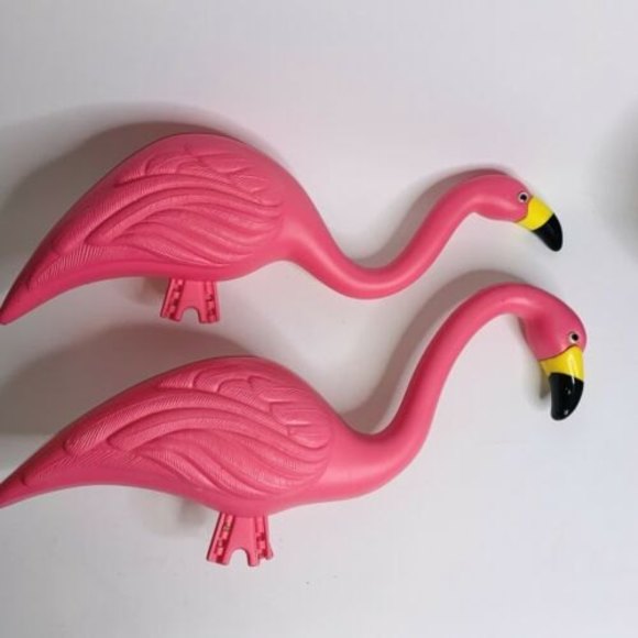 2 Vintage PINK PLASTIC FLAMINGO 20 Inch Blow Mold Yard Decor Garden Lawn - Picture 2 of 12